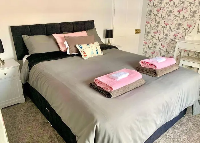 Feriehus Durham House - Fantastic Location And Great Price In