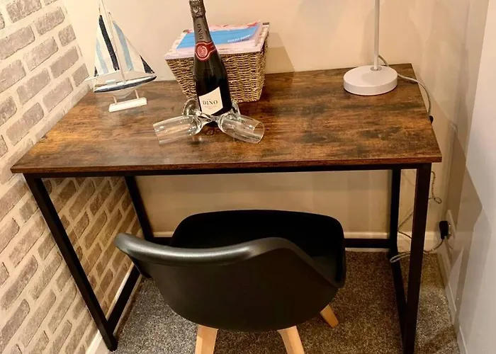 Durham House - Fantastic Location And Great Price In