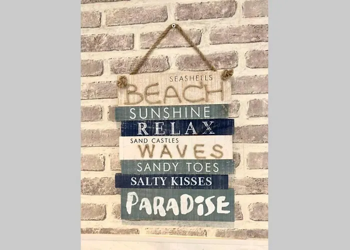 Durham House - Fantastic Location And Great Price In Feriehus *